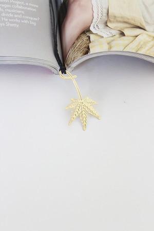 Leaf 18k Gold Plated Bookmark
